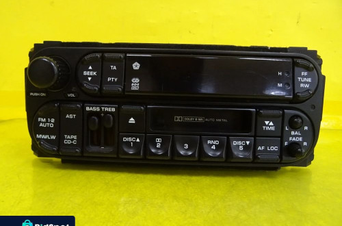 RADIO KASETOWE CHRYSLER NEON II P04858513AKA  NR196