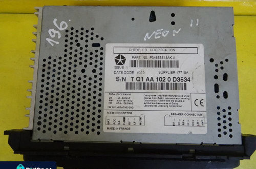 RADIO KASETOWE CHRYSLER NEON II P04858513AKA  NR196
