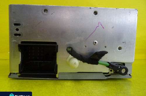 RADIO + KOD FORD FIESTA MK VI 6S61-18C815-AJ NR204