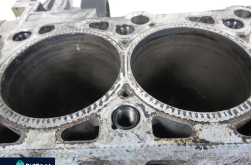 BLOK VW TOUAREG 2.5 R5 TDI 174 KM BAC