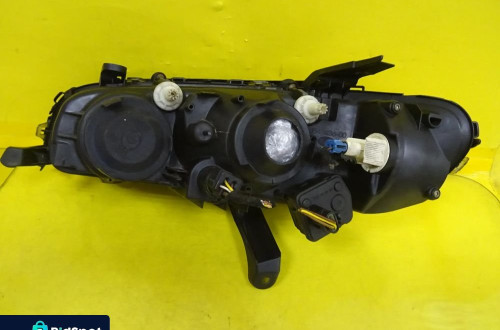 REFLEKTOR LAMPA PRAWA HELLA OPEL OMEGA B LIFT 09147872 / 1EL009020-02 NR299