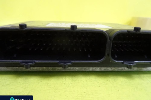 KOMPUTER SILNIKA AUDI A3 8L  06A906019E / 5WP432403 NR944