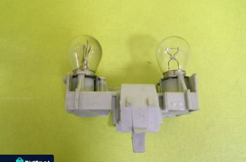 WKŁAD LAMPY LEWY TYŁ FIAT PUNTO CABRIO NR231