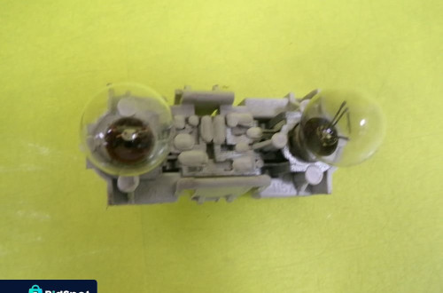 WKŁAD LAMPY LEWY TYŁ FIAT PUNTO CABRIO NR231