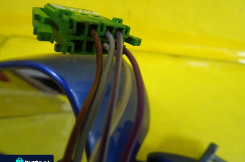 LUSTERKO ELEKTRYCZNE LEWE VW NEW BEETLE 5PIN 97-05 NR142