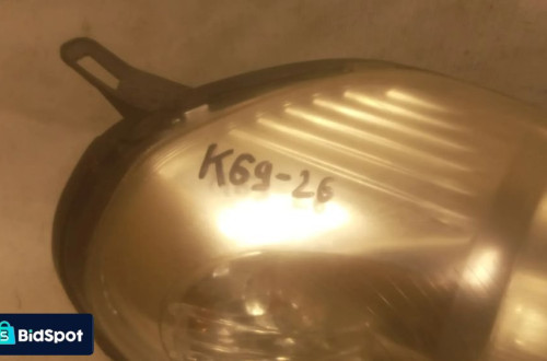 .  PRZOD PRZEDNIA LAMPA PRAWA FIAT GRANDE PUNTO