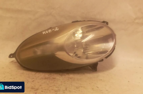 * LAMPA PRZEDNIA PRAWA PRZÓD PRAWO NISSAN MICRA K12