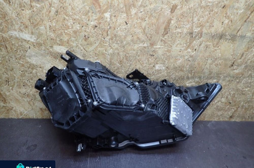 LAMPA PRZÓD LEWA AUDI A6 C8 MATRIX 4K0941035