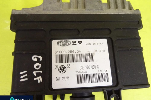 KOMPUTER SILNIKA VW GOLF III 61600.256.04 / 032906030G  NR970