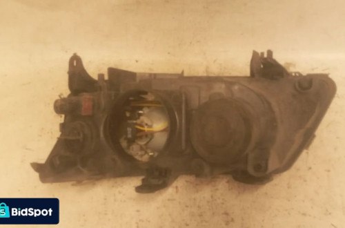 .   PRZOD PRZEDNIA LAMPA PRAWA SAAB 9-3 II