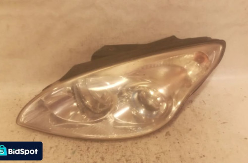 .  PRZOD PRZEDNIA LAMPA LEWA KIA CEED I
