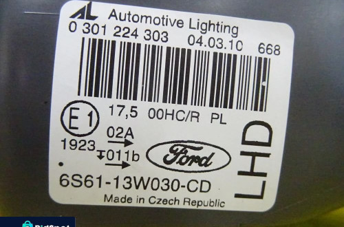 REFLEKTOR LAMPA LEWA FORD FIESTA MK5 LIFT 05-08 6S61-13W030-CD / 0301224303 NR267