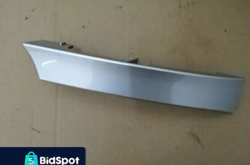 LISTWA POD LAMPĘ LEWY TYŁ NISSAN ALMERA N16 NR38