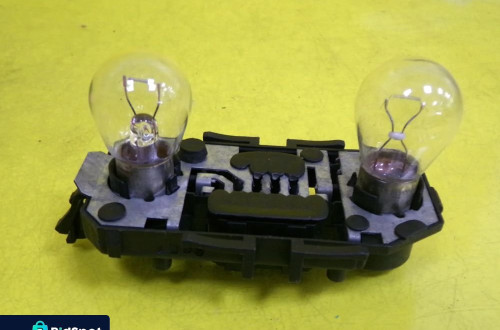 WKŁAD LAMPY LEWY TYŁ SEAT TOLEDO II 1M5945259 NR282
