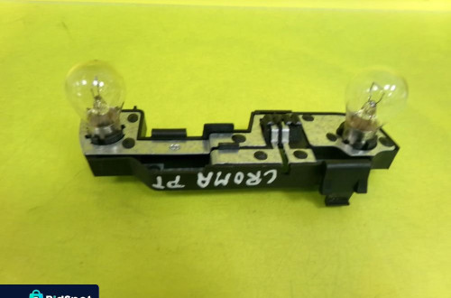WKŁAD LAMPY PRAWY TYŁ W KLAPE FIAT CROMA NR199