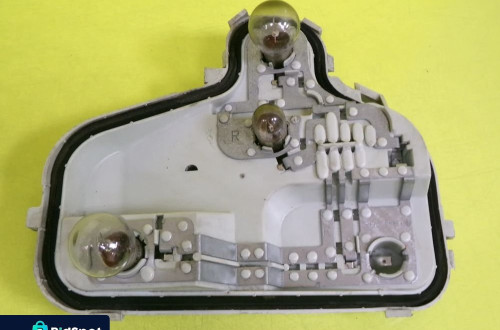 WKŁAD LAMPY PRAWY TYŁ AUDI A3 8P 8P0945258 NR152