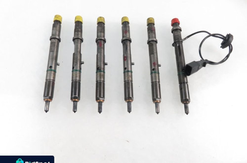 WTRYSKIWACZE AUDI A6 C5 2.5 TDI 0432133792 0432133795 059130201F