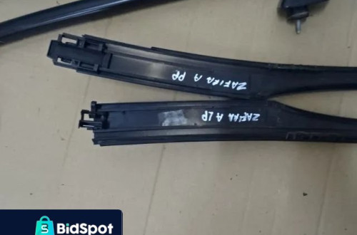 RELINGI RELING LISTWY DACHOWE OPEL ZAFIRA A NR143