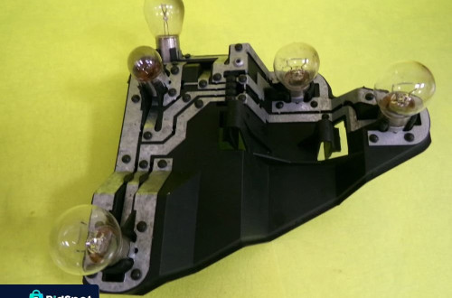 WKŁAD WKŁADKA LAMPY LEWY TYŁ LEWA TYLNA ROVER 400 HB NR201