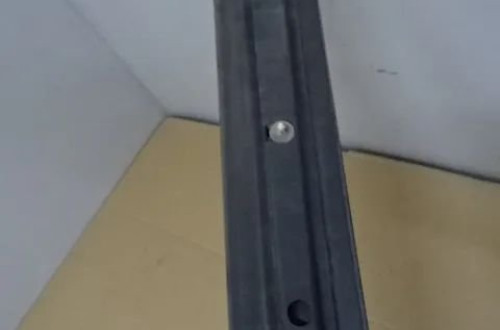 BLENDA LISTWA KLAPY OPEL ZAFIRA A NR44