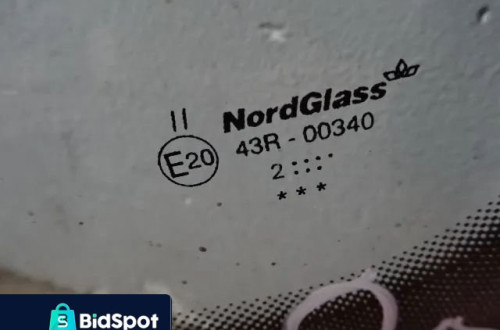 SZYBA CZOŁOWA PRZÓD PRZEDNIA VW BORA NR85