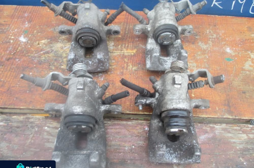 zacisk tył Opel Astra 3 H