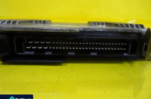 KOMPUTER SILNIKA RENAULT LAGUNA I  7700102293 / HOM7700863478 NR794
