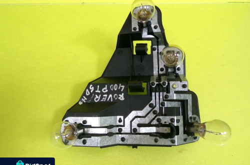 WKŁAD WKŁADKA LAMPY PRAWY TYŁ PRAWA TYLNA ROVER 400 HB NR145
