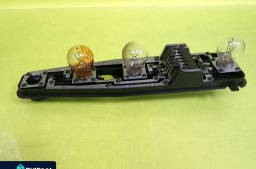 WKŁAD LAMPY PRAWY TYŁ OPEL VECTRA B KOMBI NR155