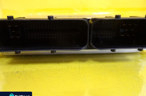 KOMPUTER SILNIKA AUDI A4B6 8E0909557J / 0261207977 NR779