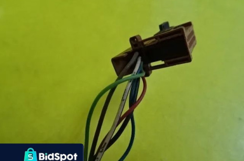 LUSTERKO ELEKTRYCZNE PRAWE PEUGEOT 407 6 PIN NR424