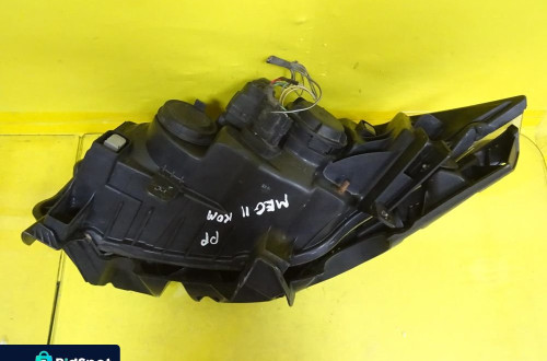 REFLEKTOR LAMPA PRAWA RENAULT MEGANE II 02-06 89307000 / 8200073221F NR258