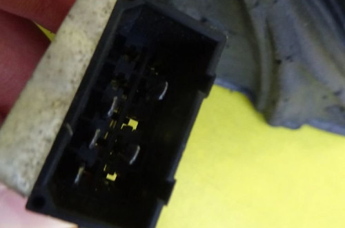 LUSTERKO ELEKTRYCZNE LEWE AUDI A6 C5 5PIN NR181
