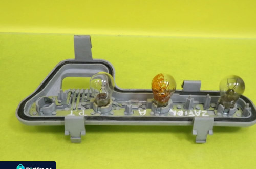 WKŁAD LAMPY PRAWY TYŁ OPEL ZAFIRA A 5249 NR136