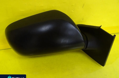 LUSTERKO ELEKTRYCZNE PRAWE TOYOTA YARIS II 3D 3PIN NR421