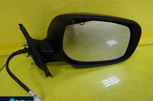 LUSTERKO ELEKTRYCZNE PRAWE TOYOTA YARIS II 3D 3PIN NR421
