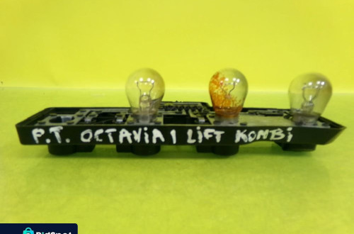 WKŁAD LAMPY PRAWY TYŁ SKODA OCTAVIA I LIFT KOMBI 1U9945258 NR84