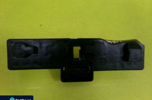 WKŁAD LAMPY PRAWY TYŁ SKODA OCTAVIA I LIFT KOMBI 1U9945258 NR84