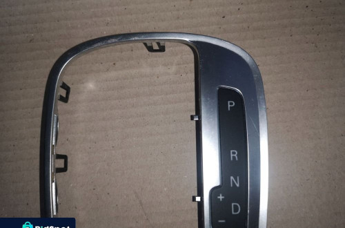 RAMKA OSŁONA CHROM AUDI A3 8P LIFT 8P2713463A