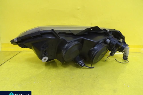 REFLEKTOR LAMPA PRAWA RENAULT LAGUNA I LIFT 98-01 NR257
