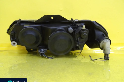 REFLEKTOR LAMPA PRAWA RENAULT LAGUNA I LIFT 98-01 NR257