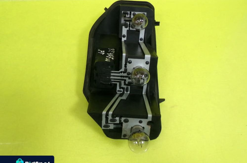 WKŁAD LAMPY PRAWY TYŁ PEUGEOT 407 KOMBI NR154
