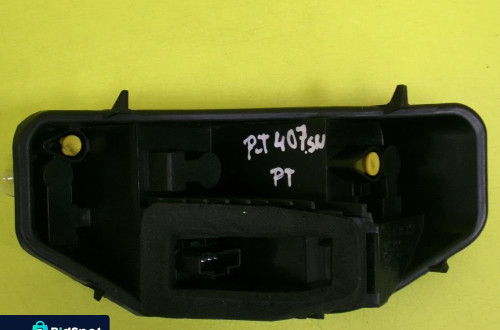 WKŁAD LAMPY PRAWY TYŁ PEUGEOT 407 KOMBI NR154