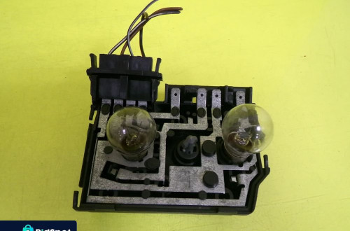 WKŁAD LAMPY PRAWY TYŁ HELLA AUDI A6 C4 SEDAN NR227