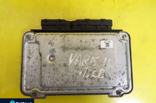KOMPUTER SILNIKA TOYOTA YARIS  0261208841 / 39661-0D270   NR847