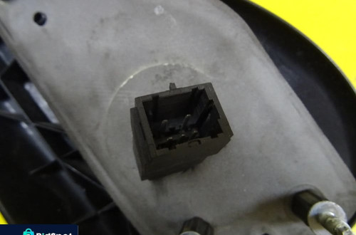LUSTERKO LEWE ELEKTRYCZNE RENAULT KANGOO I 5 PIN NR437