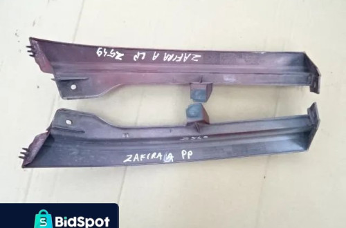 LISTWA POD LAMPĘ REFLEKTOR OPEL ZAFIRA A LAK:Z549 NR20