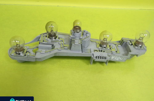 WKŁAD WKŁADKA LAMPY PRAWY TYŁ RENAULT MODUS NR189