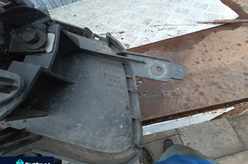 mercedes w169 a-klasa halogen lewy przod przednia kratka a1698850522