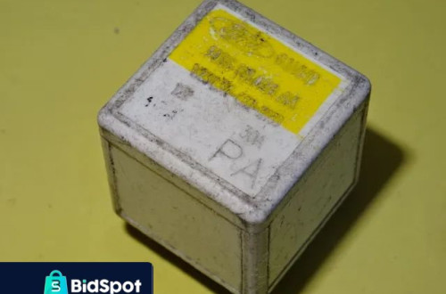 PRZEKAŹNIK FORD FIESTA, FOCUS 90GG13L028AA / V23134-K52-X155 NR1070